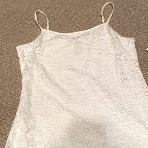 New white lace tank top